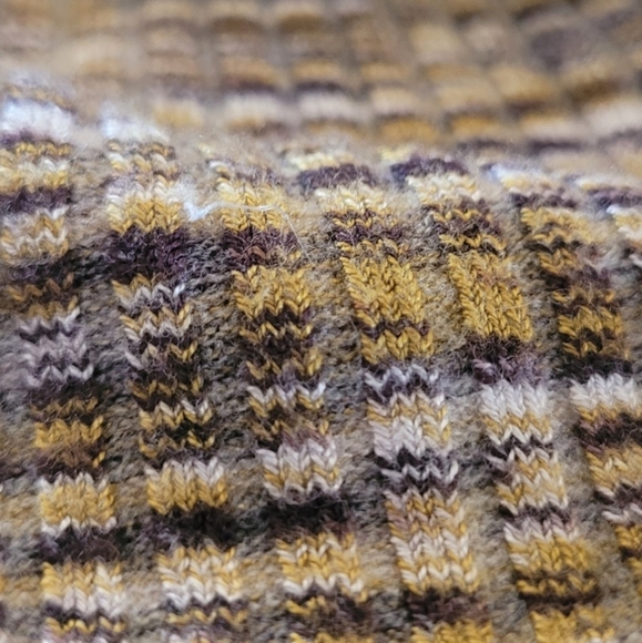 Urban Outfitters Crop Top - Picture 13 of 16